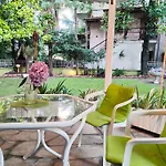 Garden House 公寓 卡泰里尼