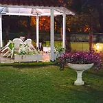 Garden House 卡泰里尼