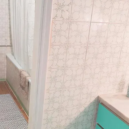 Garden House Apartment *