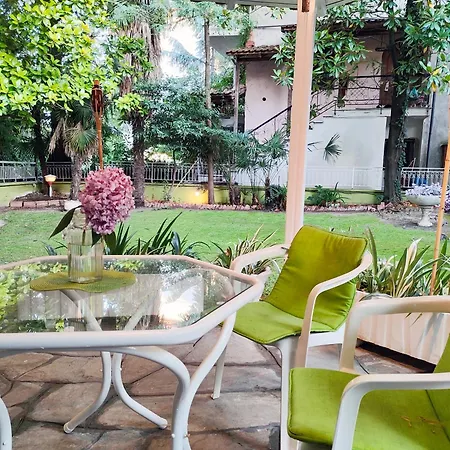 Garden House Apartment Katerini